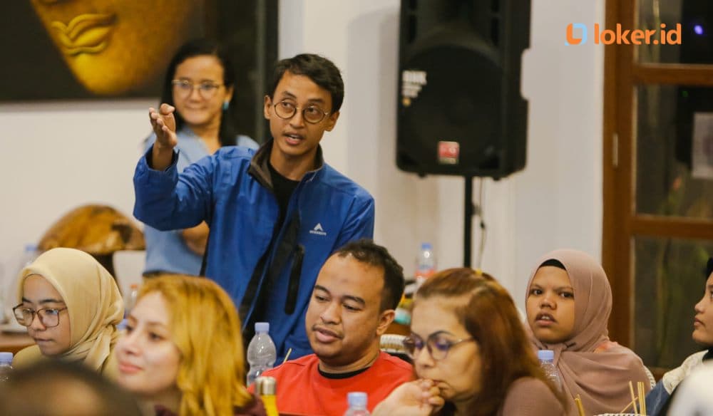 Akhlis Purnomo: Life is Larger than Just a Career!