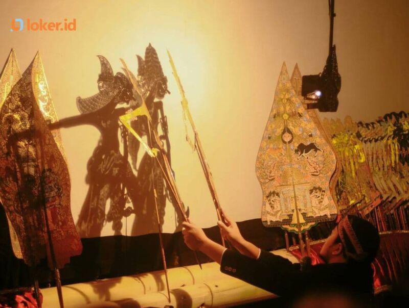 dalang-mengabadikan-warisan-budaya-tahun-2024