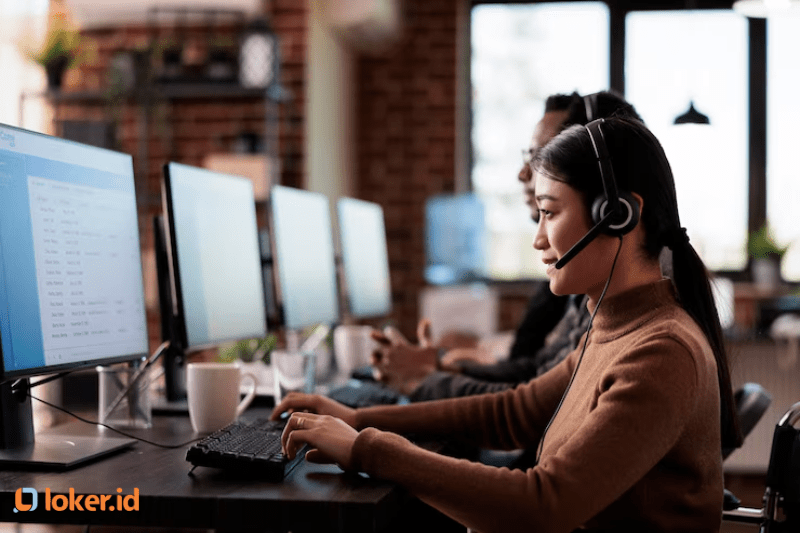 profesi-call-center-gaji-tugas-dan-karier